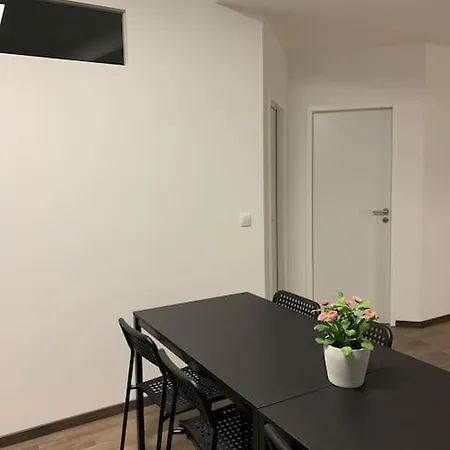 Central Aparment In Popular Neighborhood Colonia