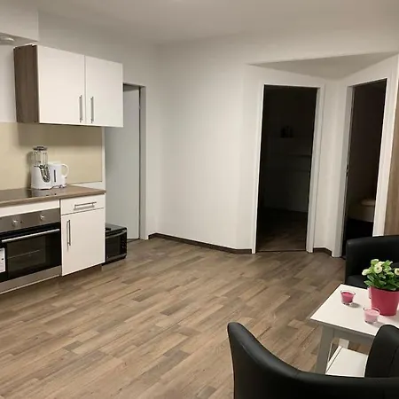 Central Aparment In Popular Neighborhood *